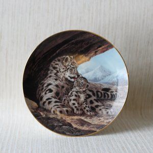 The Snow Leopard Endangered Species Collectible 1989 Vintage Plate Will Nelson